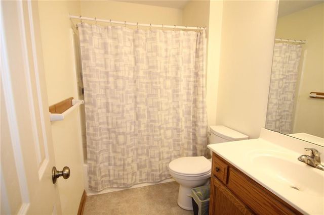 5133 Woodland Drive, Shawnee, KS 66218