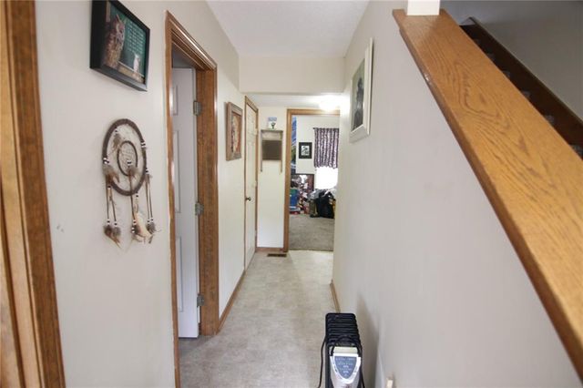 5133 Woodland Drive, Shawnee, KS 66218
