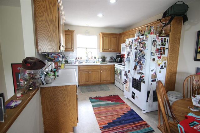 5133 Woodland Drive, Shawnee, KS 66218