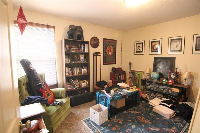 5133 Woodland Drive, Shawnee, KS 66218