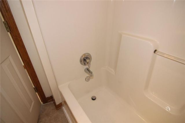 5133 Woodland Drive, Shawnee, KS 66218