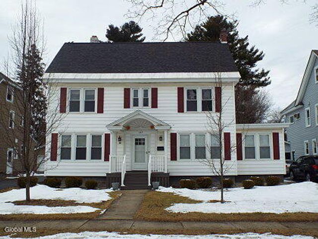 107 Oakland Avenue, Gloversville, NY 12078