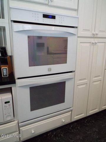 107 Oakland Avenue, Gloversville, NY 12078