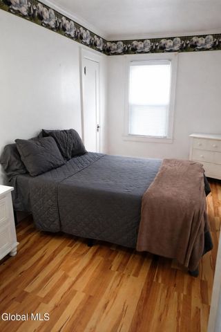 107 Oakland Avenue, Gloversville, NY 12078