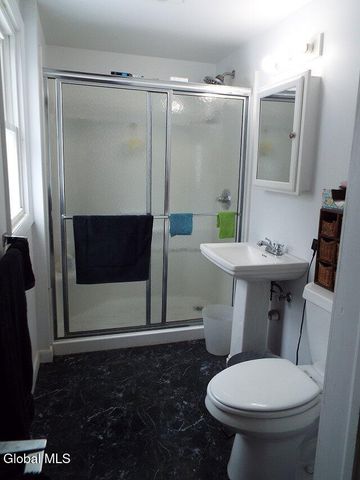 107 Oakland Avenue, Gloversville, NY 12078