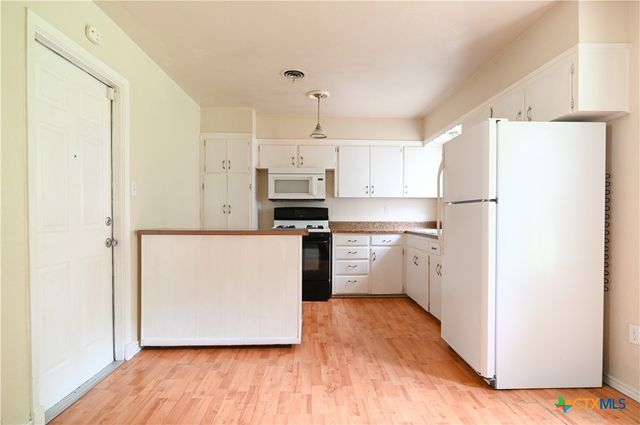 707 S 5th Street, Copperas Cove, TX 76522