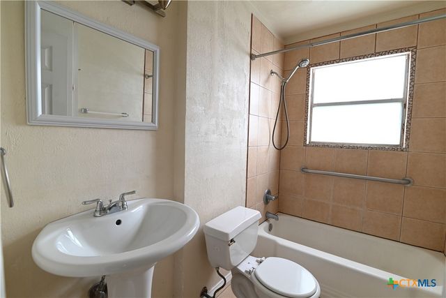 707 S 5th Street, Copperas Cove, TX 76522