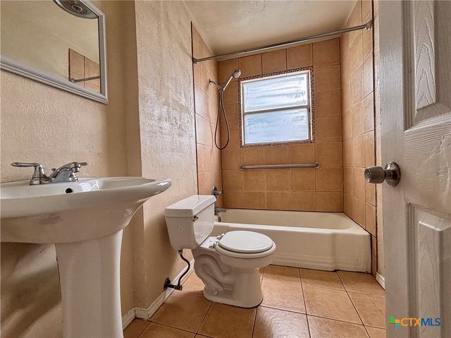 707 S 5th Street, Copperas Cove, TX 76522