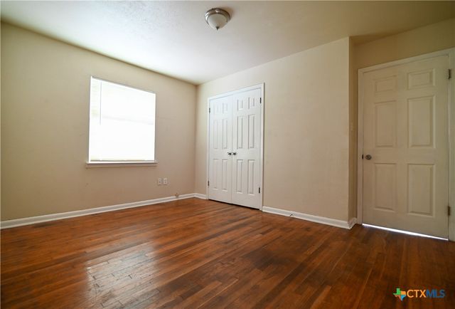 707 S 5th Street, Copperas Cove, TX 76522