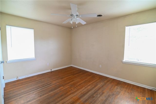707 S 5th Street, Copperas Cove, TX 76522