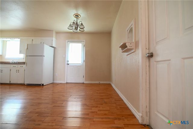 707 S 5th Street, Copperas Cove, TX 76522