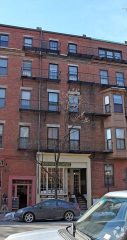 84 Charles 2, Boston, MA 02114