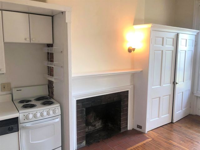 84 Charles 2, Boston, MA 02114