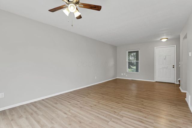 5862 Hallridge Circle, Columbus, OH 43232