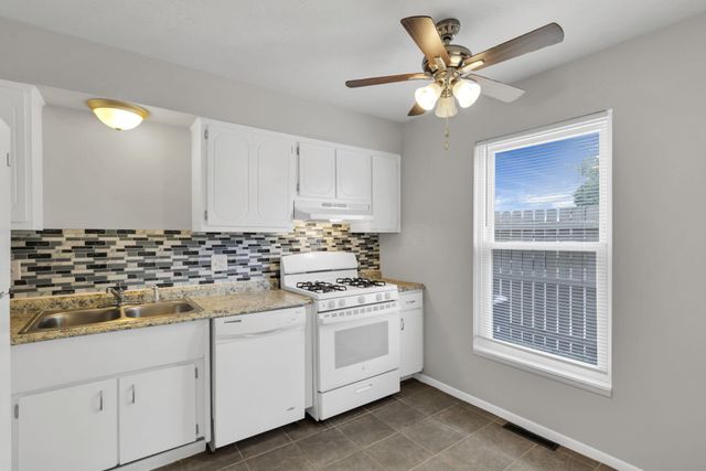 5862 Hallridge Circle, Columbus, OH 43232