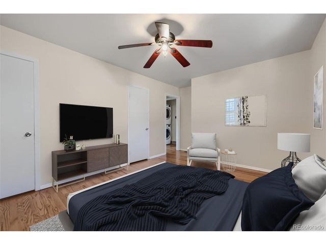 3275 S Fox St, Englewood, CO 80110