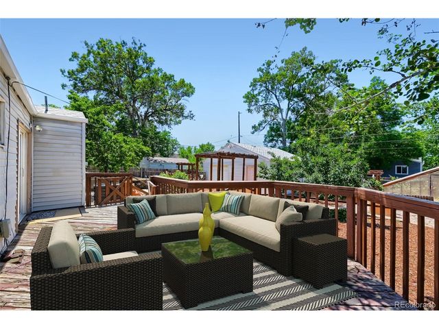 3275 S Fox St, Englewood, CO 80110