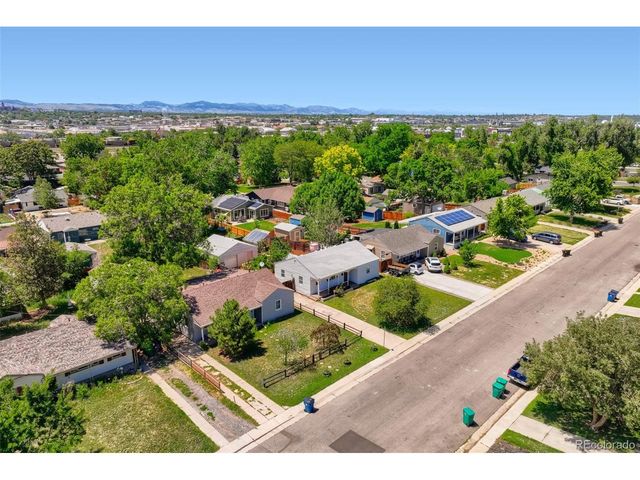 3275 S Fox St, Englewood, CO 80110