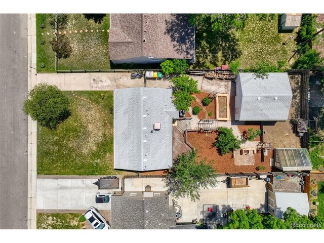 3275 S Fox St, Englewood, CO 80110