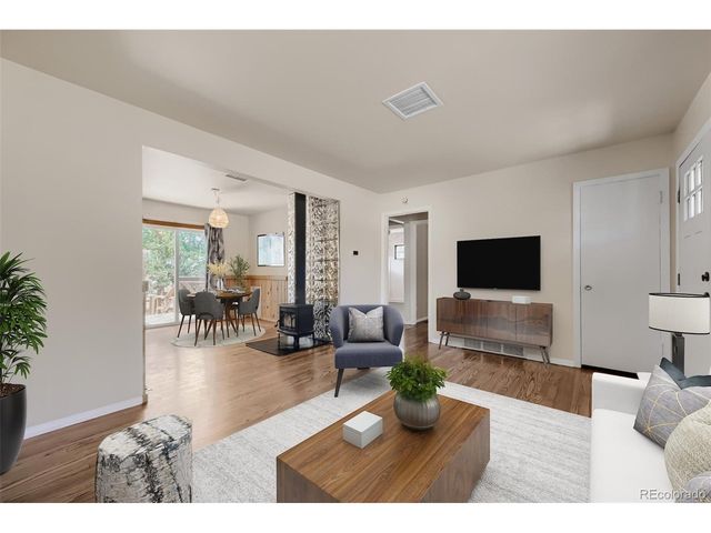 3275 S Fox St, Englewood, CO 80110