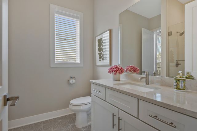 2176 Carson St Apt 3, Nashville, TN 37211