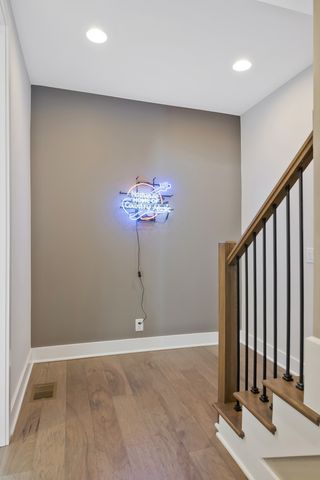 2176 Carson St Apt 3, Nashville, TN 37211