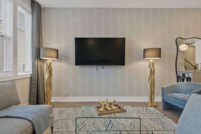 2176 Carson St Apt 3, Nashville, TN 37211