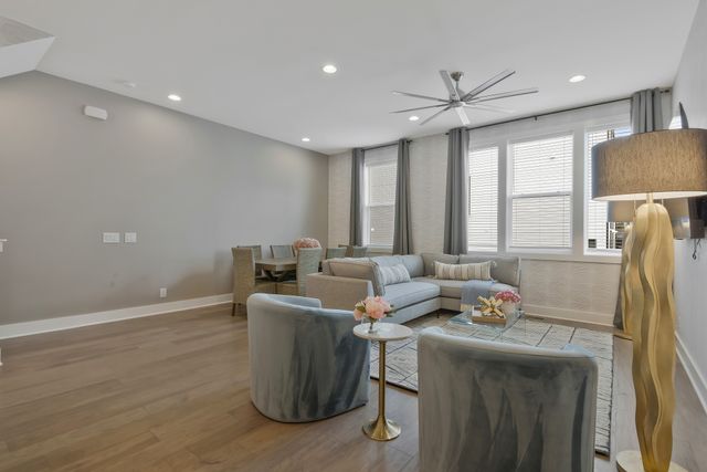 2176 Carson St Apt 3, Nashville, TN 37211