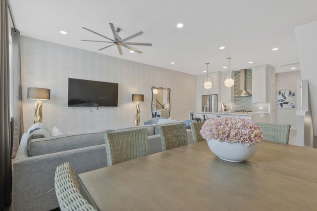 2176 Carson St Apt 3, Nashville, TN 37211