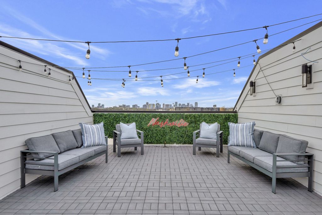 2176 Carson St Apt 3, Nashville, TN 37211