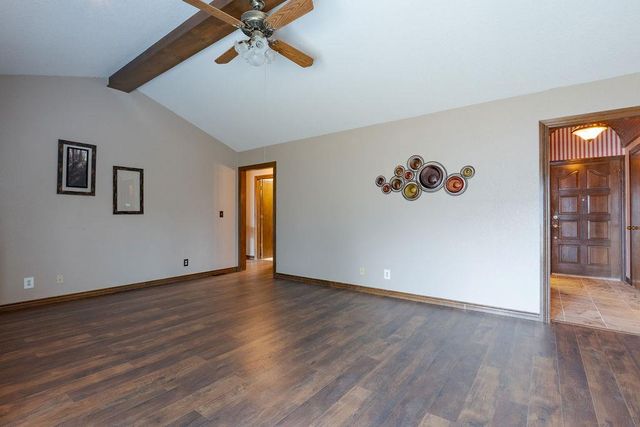1209 Castle Creek Street, Shawnee, OK 74804
