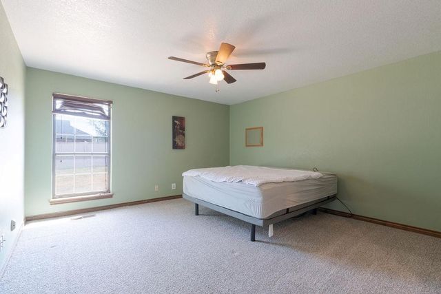 1209 Castle Creek Street, Shawnee, OK 74804