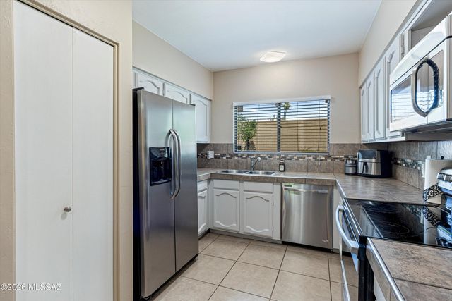 1909 N Linden Circle, Tucson, AZ 85715