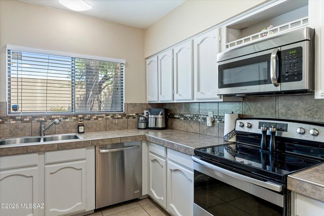 1909 N Linden Circle, Tucson, AZ 85715