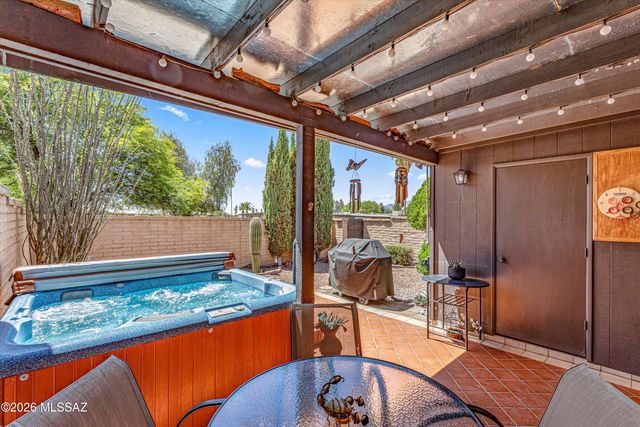 1909 N Linden Circle, Tucson, AZ 85715