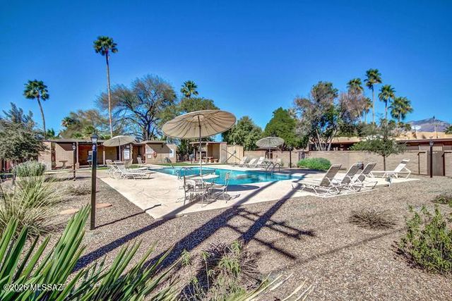 1909 N Linden Circle, Tucson, AZ 85715
