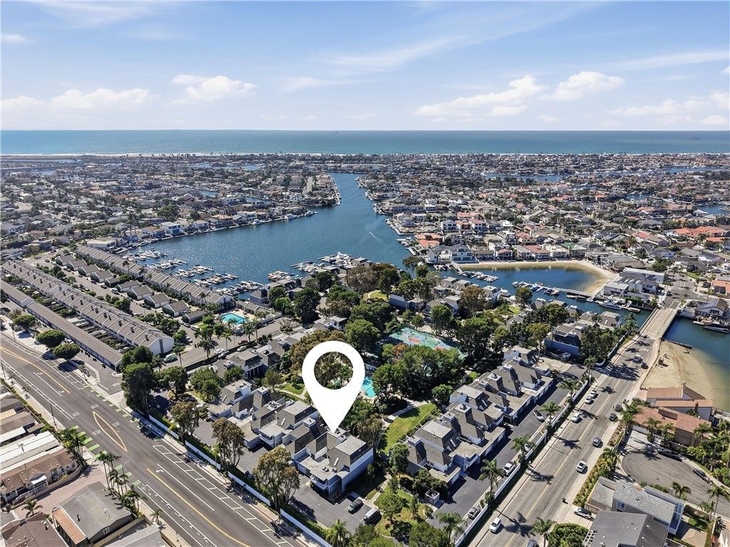 16387 Forest Hills, Huntington Beach, CA 92649 — exterior