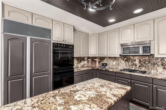 308 Red Hawk Circle, Silverthorne, CO 80498