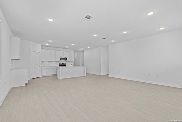 518 Lew Pass, San Antonio, TX 78221