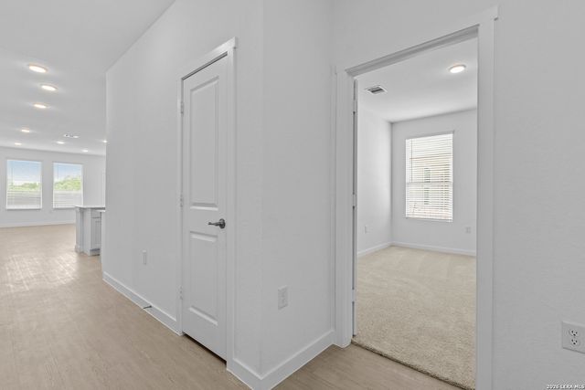 518 Lew Pass, San Antonio, TX 78221