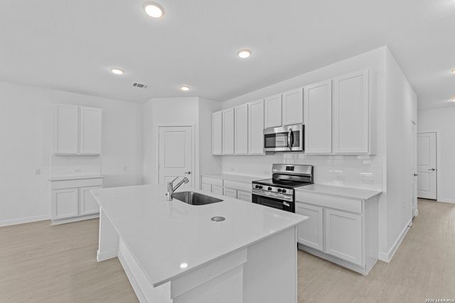 518 Lew Pass, San Antonio, TX 78221