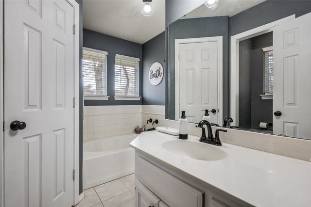 2209 Whispering Oaks, Denton, TX 76209