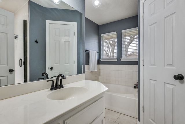 2209 Whispering Oaks, Denton, TX 76209