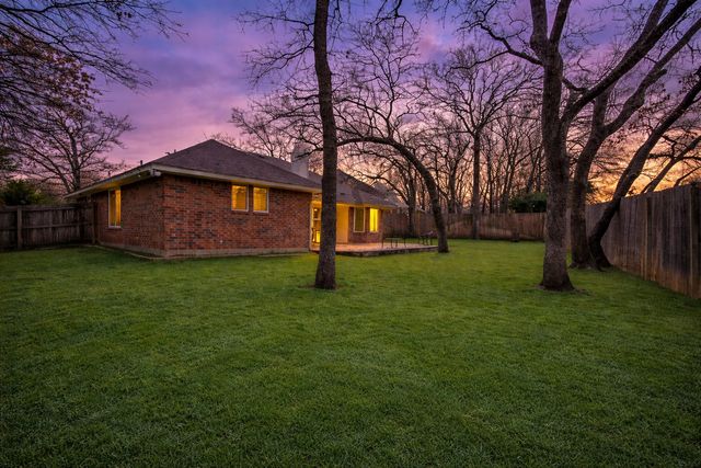 2209 Whispering Oaks, Denton, TX 76209