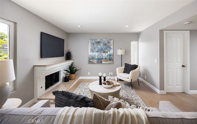 100 Wildwood 8, Irvine, CA 92604