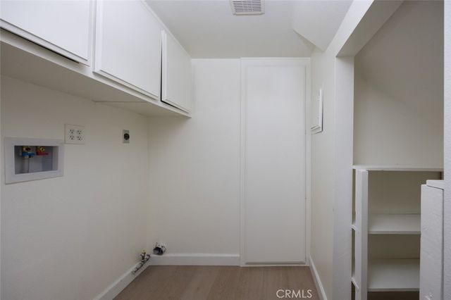 100 Wildwood 8, Irvine, CA 92604