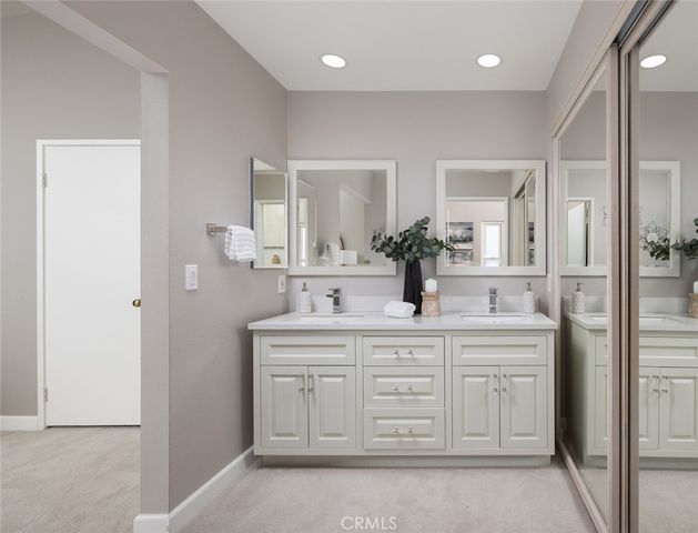 100 Wildwood 8, Irvine, CA 92604