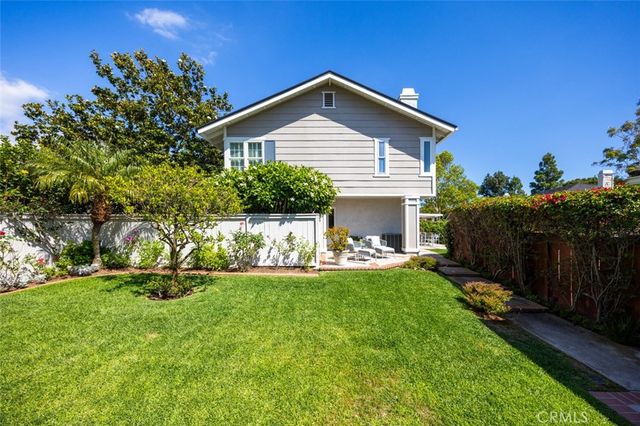 100 Wildwood 8, Irvine, CA 92604