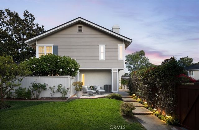 100 Wildwood 8, Irvine, CA 92604