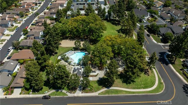 100 Wildwood 8, Irvine, CA 92604